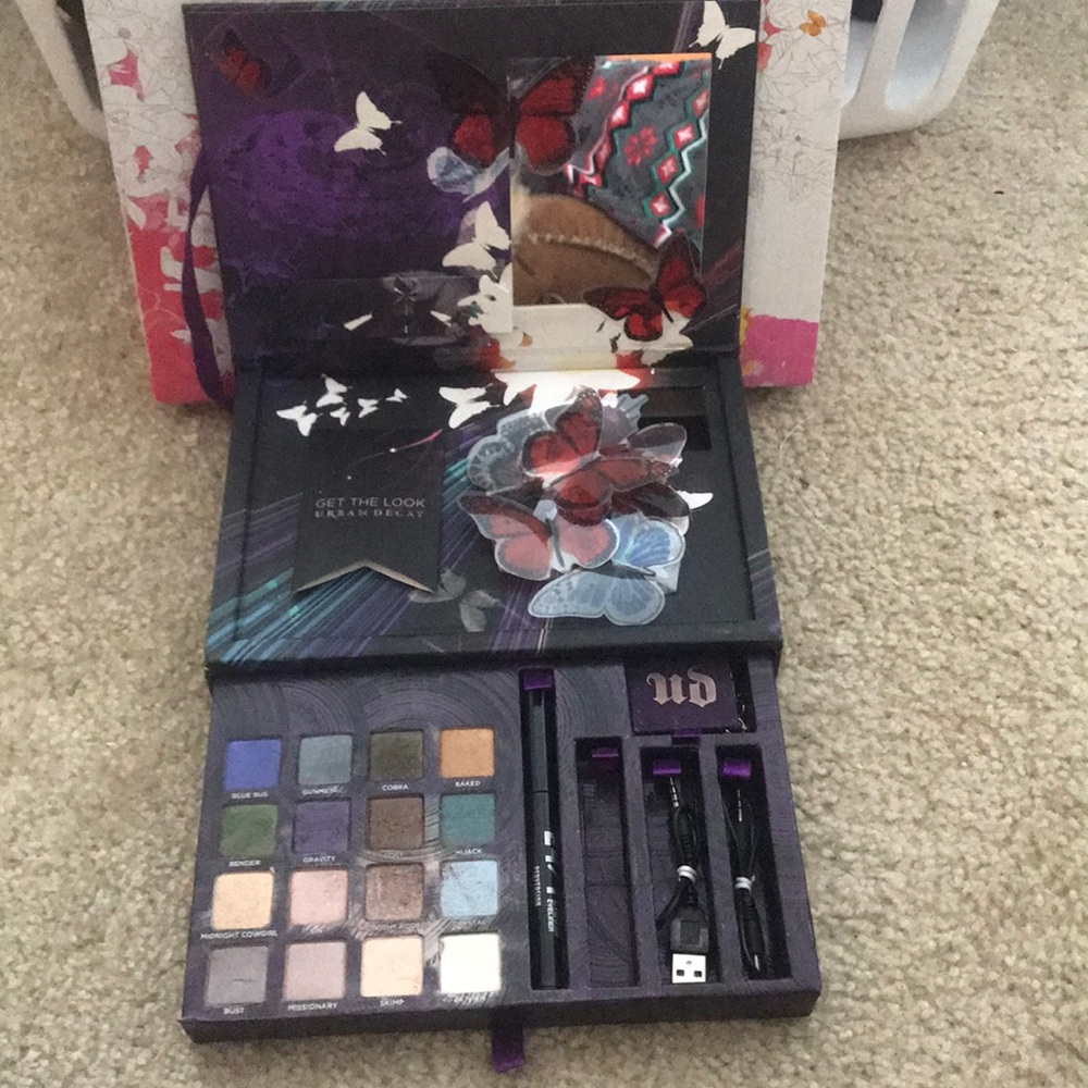 Urban Decay Book of Shadows